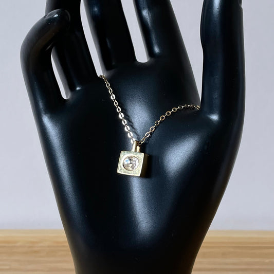 Necklace Vintage Square Cubic Zirconia Gold Tone Pendant