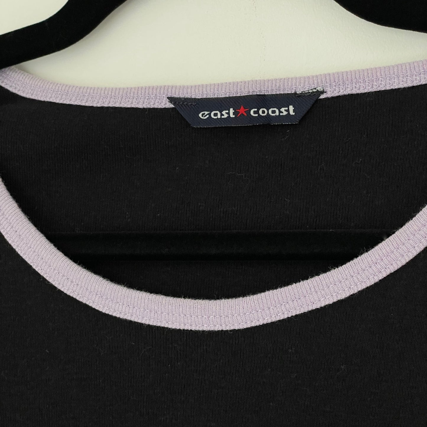 Medium Vintage Beret Girl East Coast Black and Purple Long Sleeve 90s Beaded Women's Top