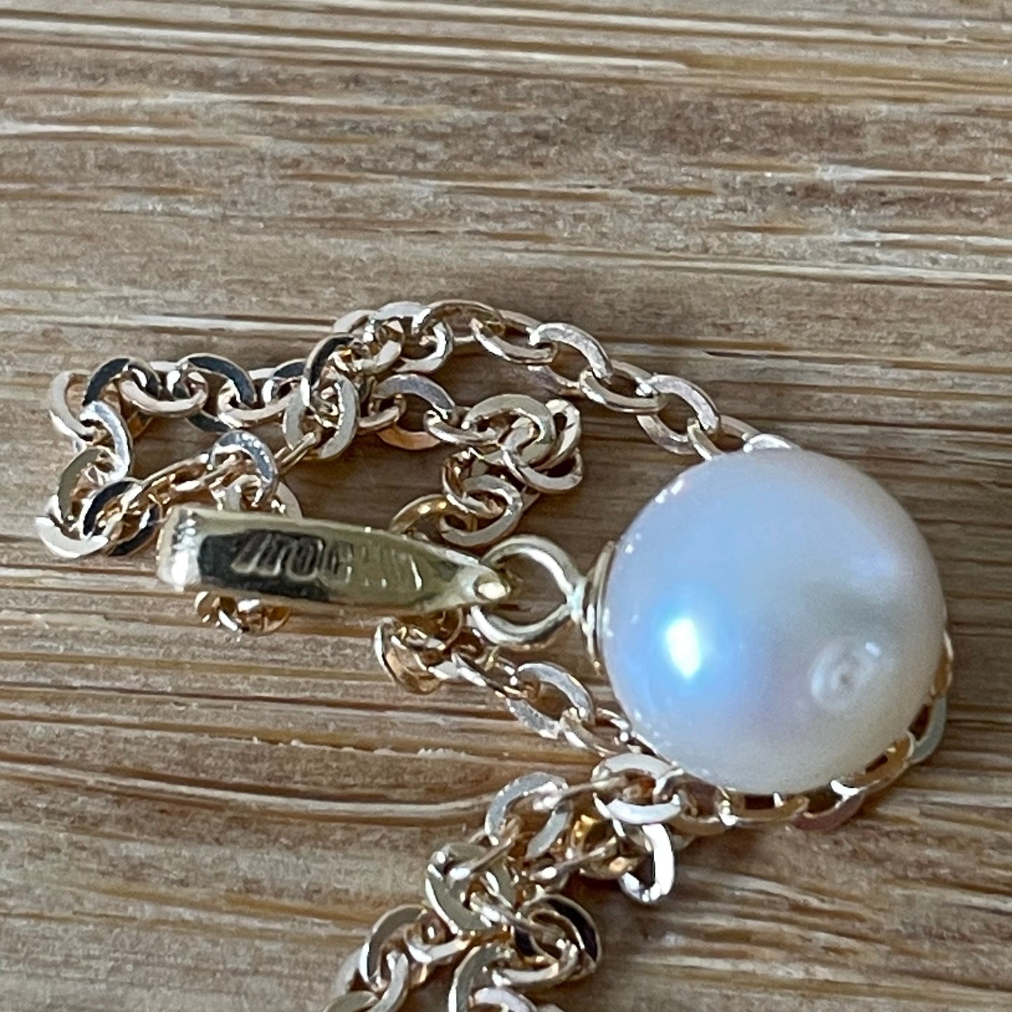 Necklace Vintage Pearly Drop Gold Tone Pendant with Chain