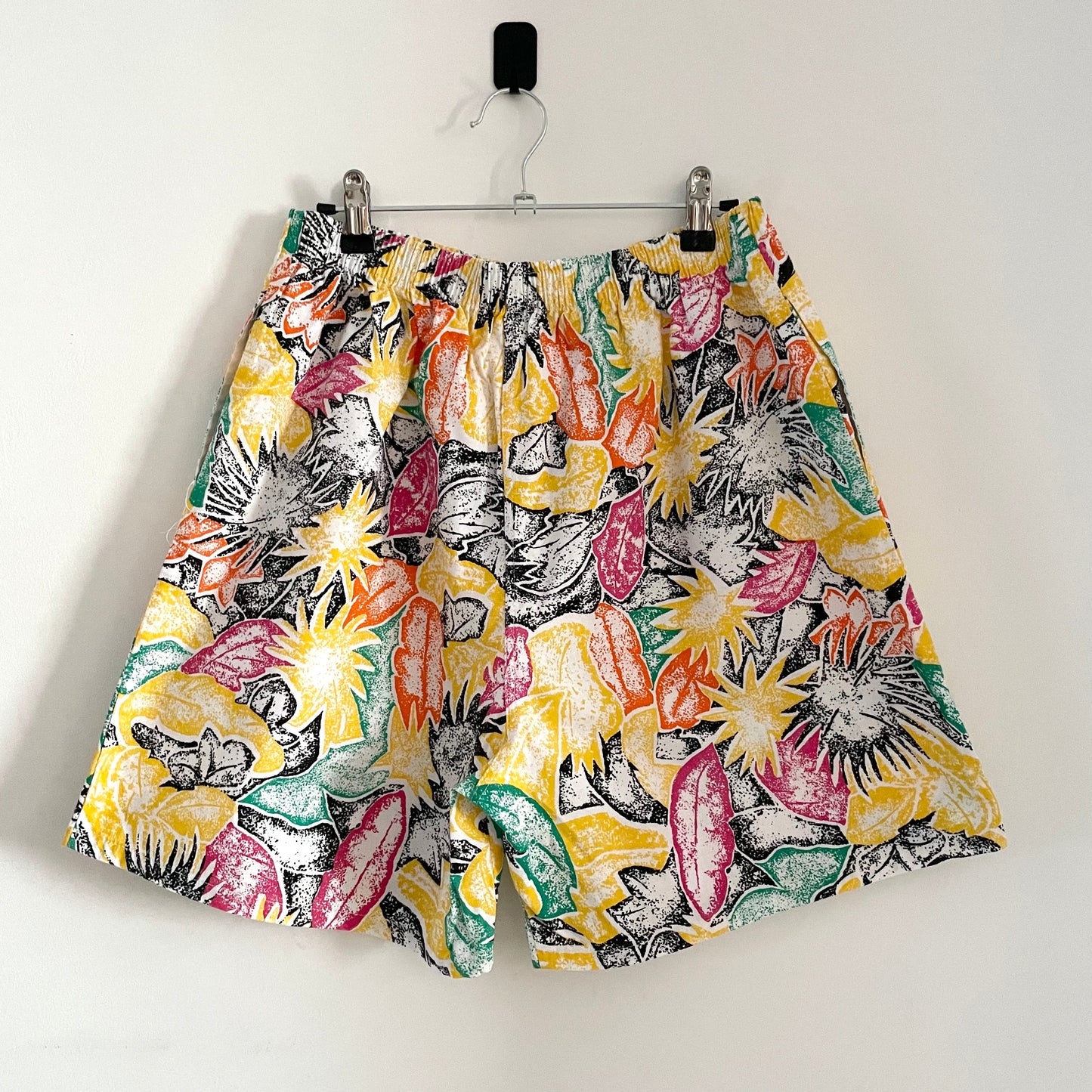 Vintage Black and White Star Pattern Abstract Drawstring Cotton Shorts