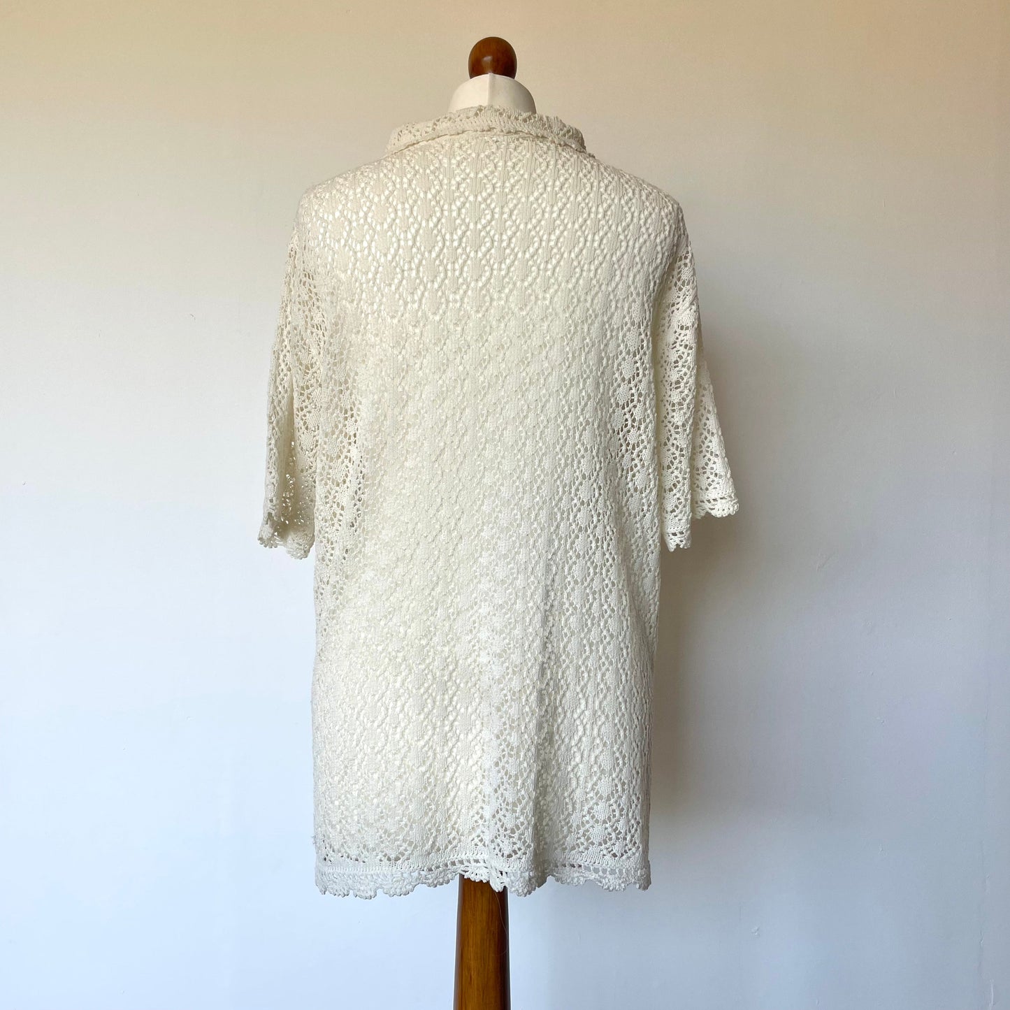 Vintage Hand Crocheted Cream Summer Short Sleeve Cardigan with Collar.