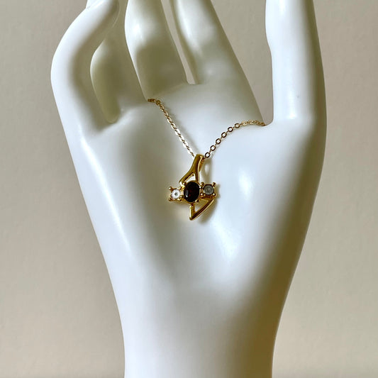 Vintage Gold Tone Red Stone Abstract Pendant Necklace