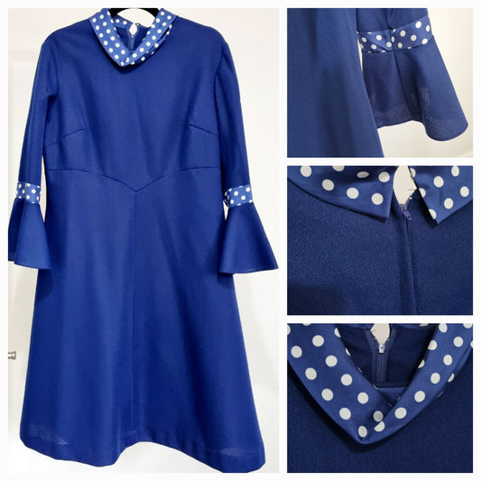 DL Barron Mid-size Vintage Blue and White Polka Dot Bell Sleeve Dress (UK14-16)