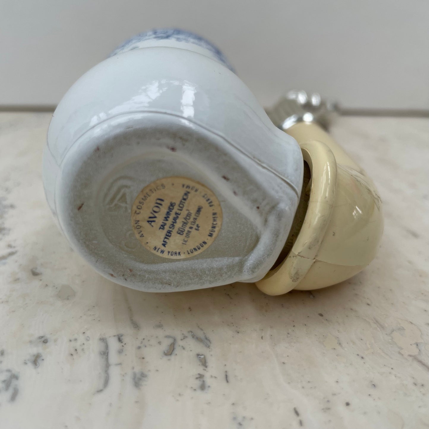 Vintage Avon 1970s Tai Winds Aftershave Lotion 60ml Bottle