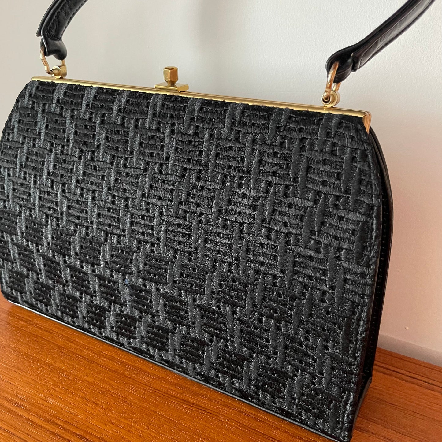A Peter Lord Black Leather Kelly Woven Tapestry Detail Handbag. Vintage |