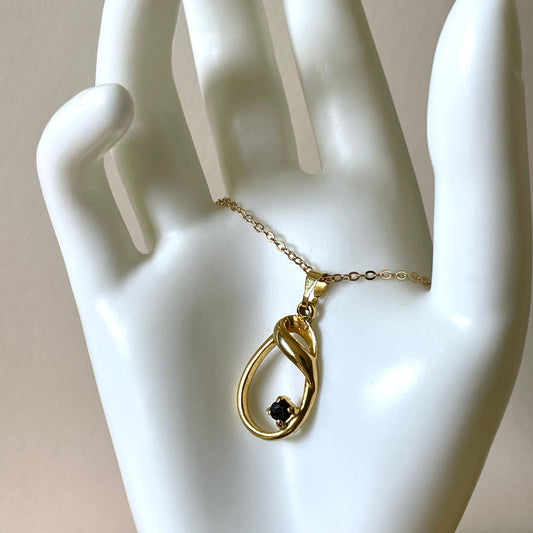 Necklace Vintage Gold Tone and Black Gem Swirl Pendant