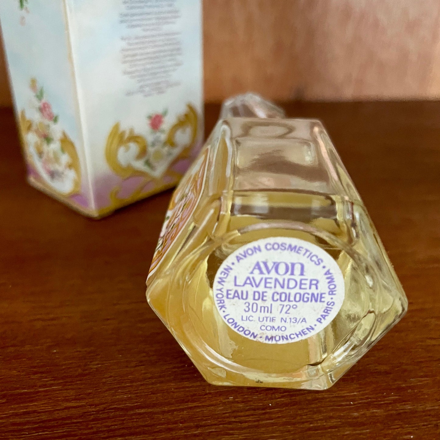 Vintage Avon California Perfume Co Lavender Eau De Cologne Boxed Perfume. Glass Bottle. 30ml.