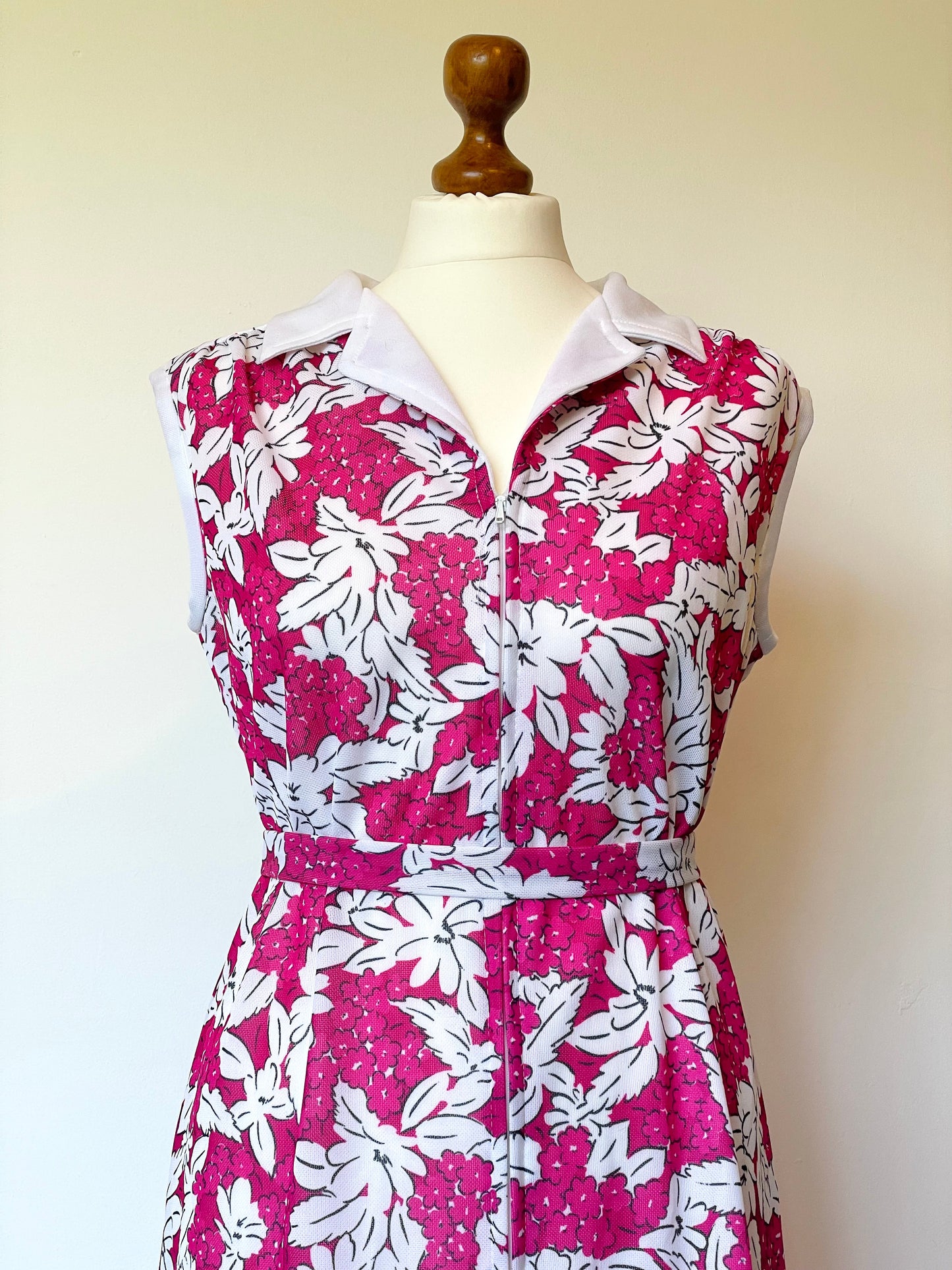 Vintage Pink and White Floral Sleeveless Shift Dress Made in England