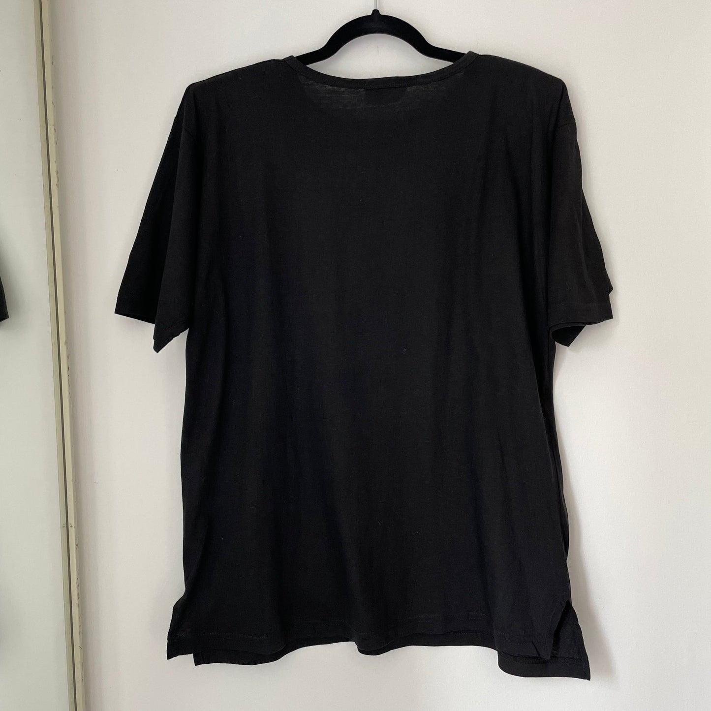 Medium Vintage Debbie Morgan Originals Black Paris Perfume Embroidered Beaded Sequin 90s T-Shirt