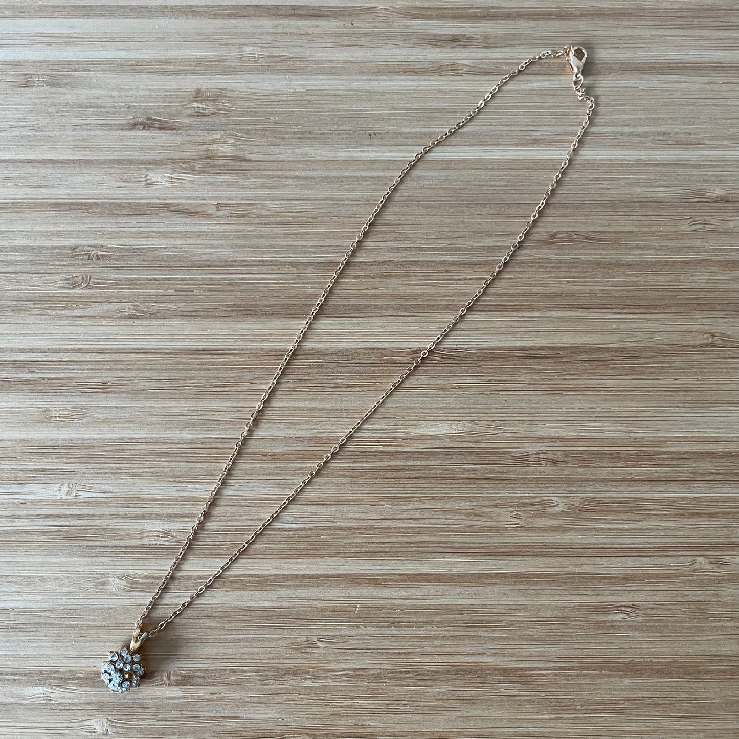 Necklace Vintage Cubic Zirconia Orb Gold Tone Pendant Necklace. With Gold Plated Chain.