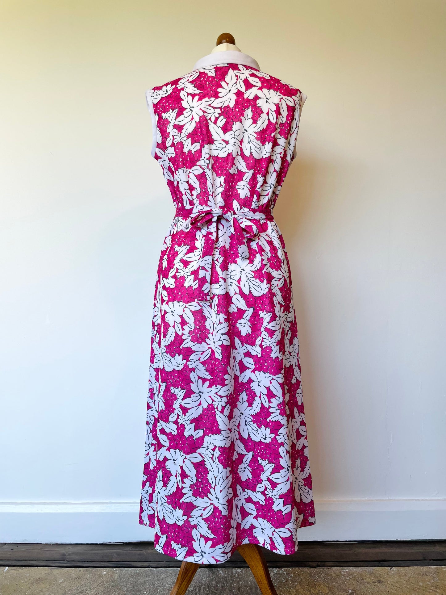 Vintage Pink and White Floral Sleeveless Shift Dress Made in England