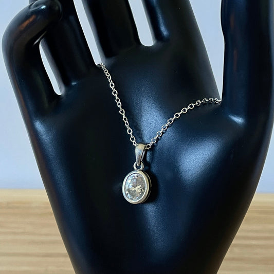 Necklace Vintage Sterling Silver Cubic Zirconia Oval Pendant 925