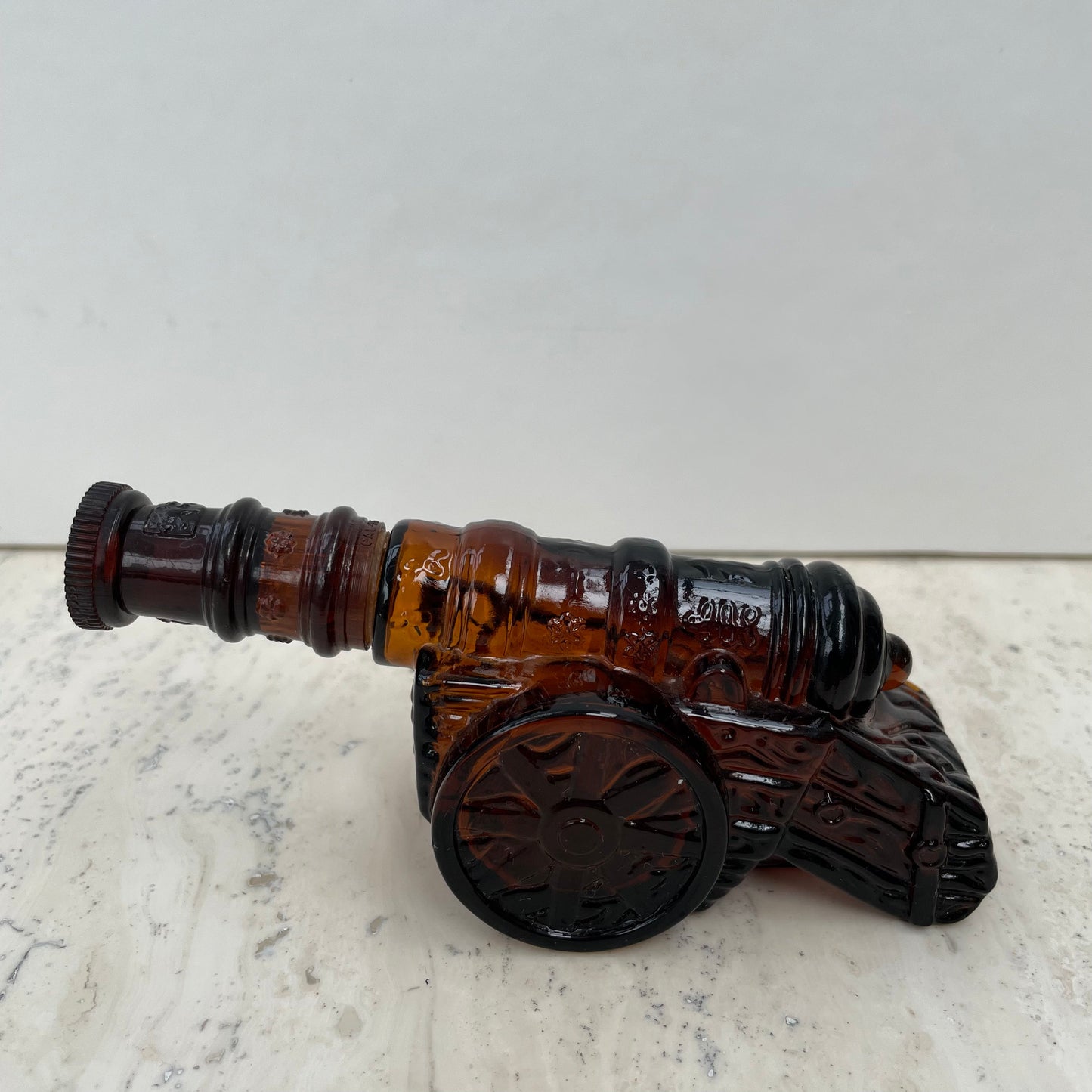 Vintage Avon Siege Canon After Shave Lotion Bottle 60ml. Tai Winds. Empty