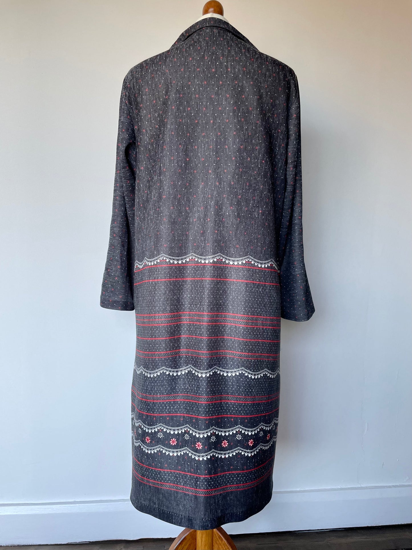 Vintage Grey and Red Patterned Button Up Long Sleeve Dress