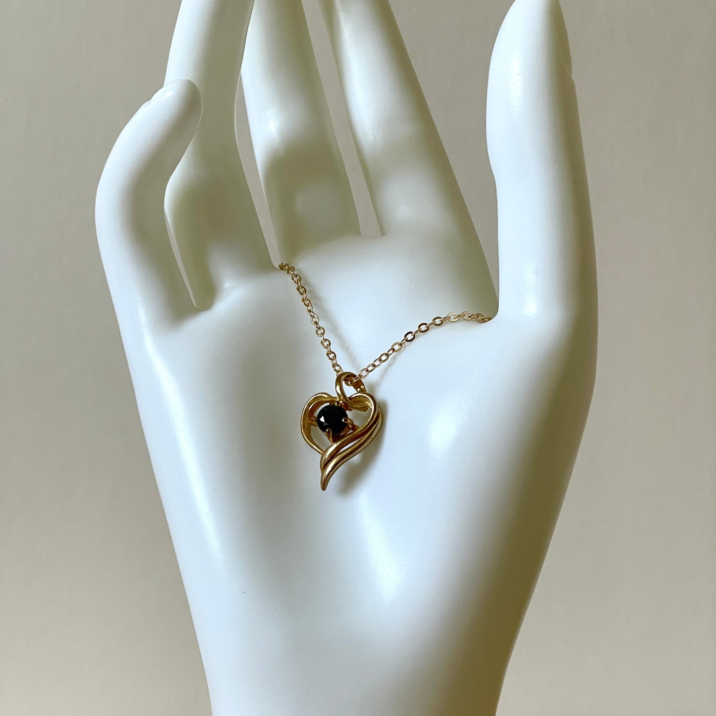 Necklace Vintage Gold Tone Heart Swirl with Black Stone Pendant Necklace. With Gold Plated Chain.