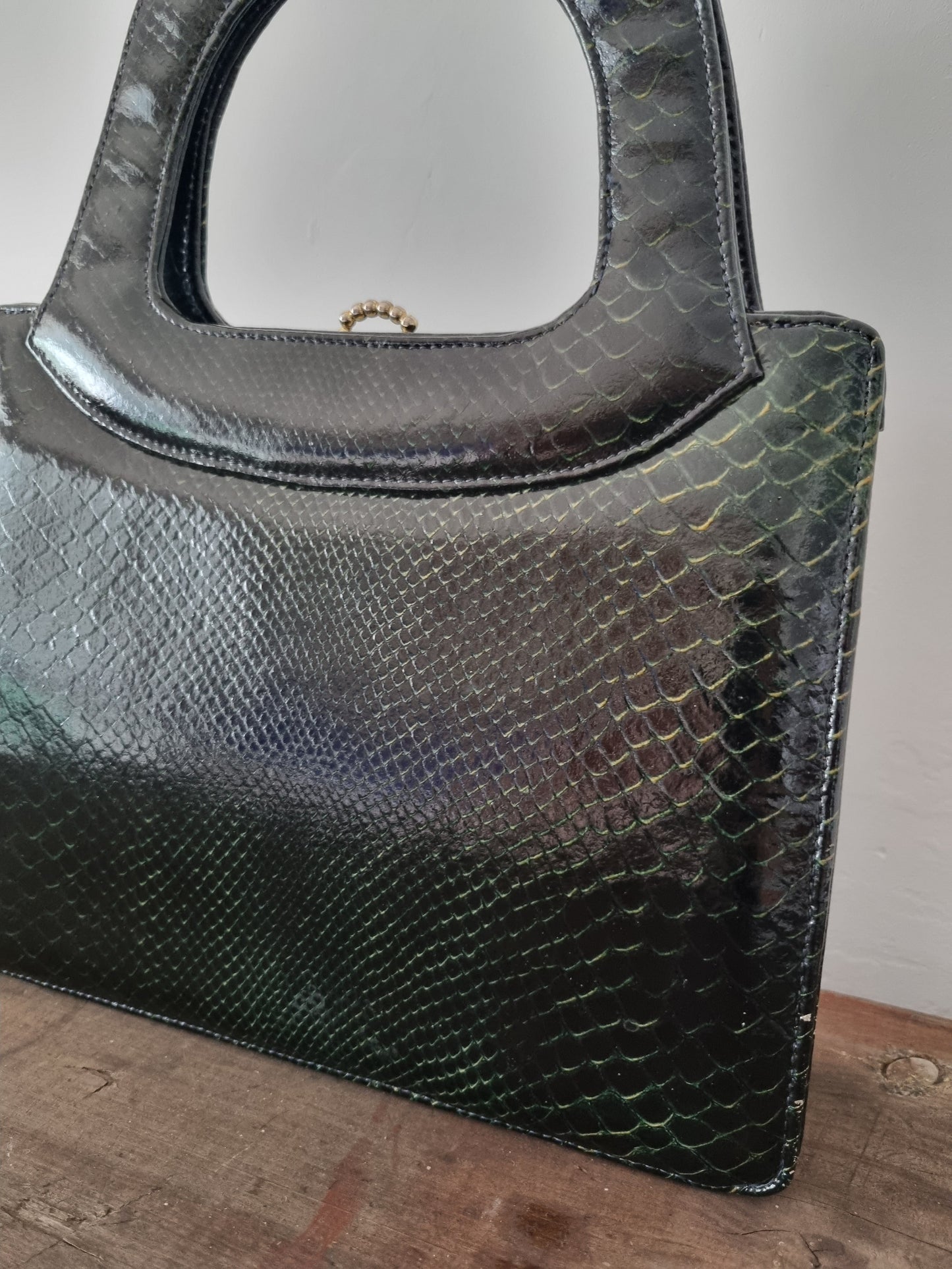 Green Snakeskin Le Soir Handbag. Made in England. Like New Condition