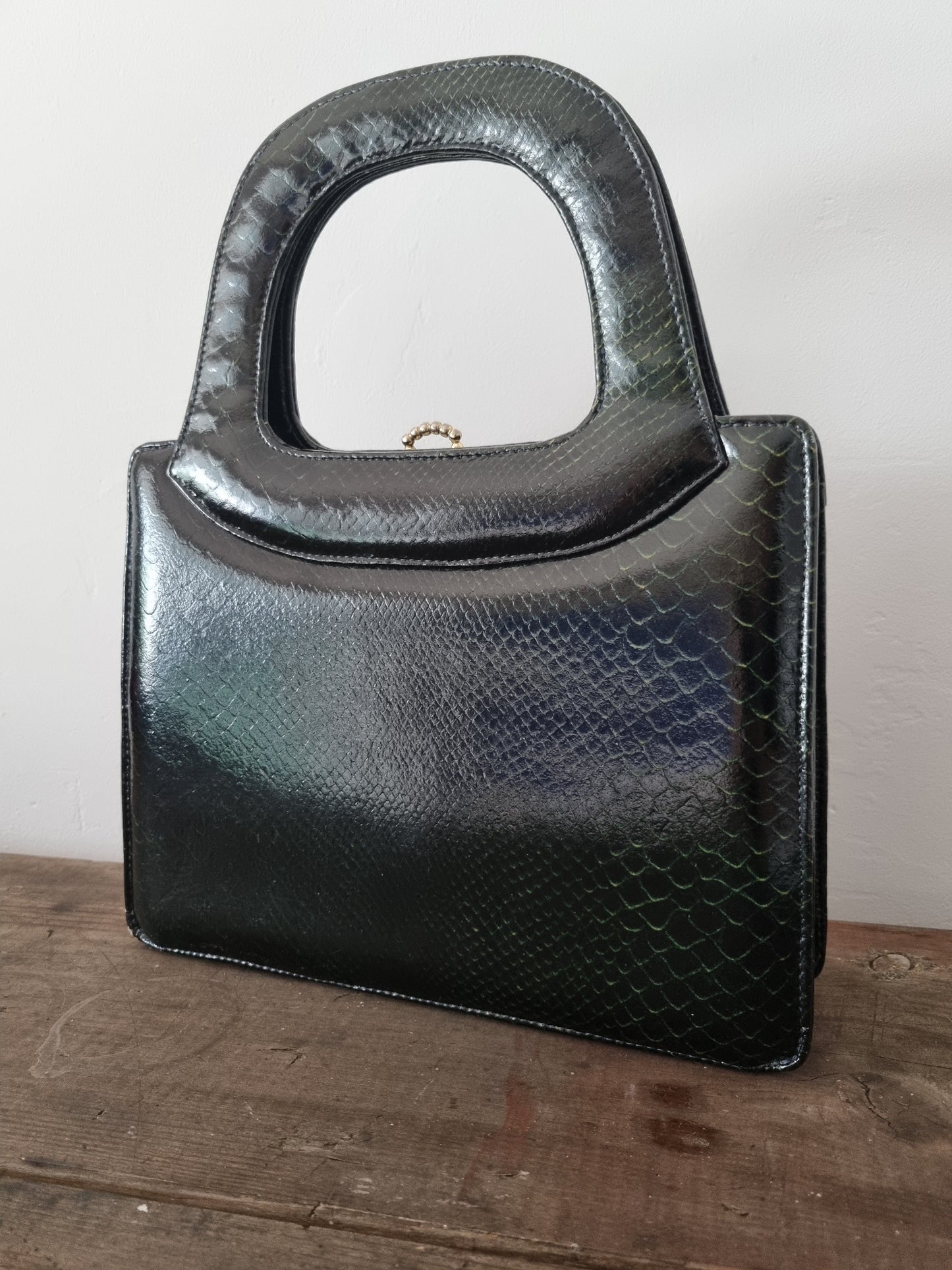 Green Snakeskin Le Soir Handbag. Made in England. Like New Condition