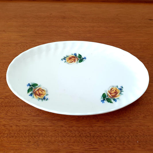 Oval Porcelain Gainsborough Rosebud Dish 