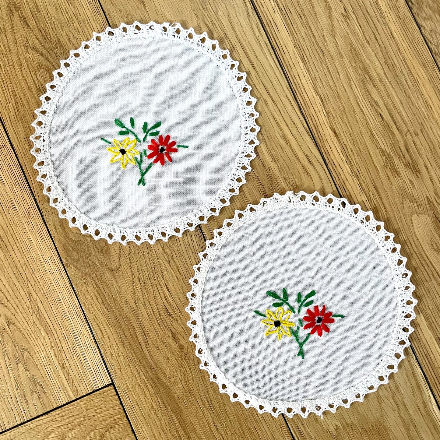 Vintage White Circular Handmade and Hand Embroidered Floral Red and Yellow Dressing Table Cloth - Linen, Haberdashery, Craft, Antique