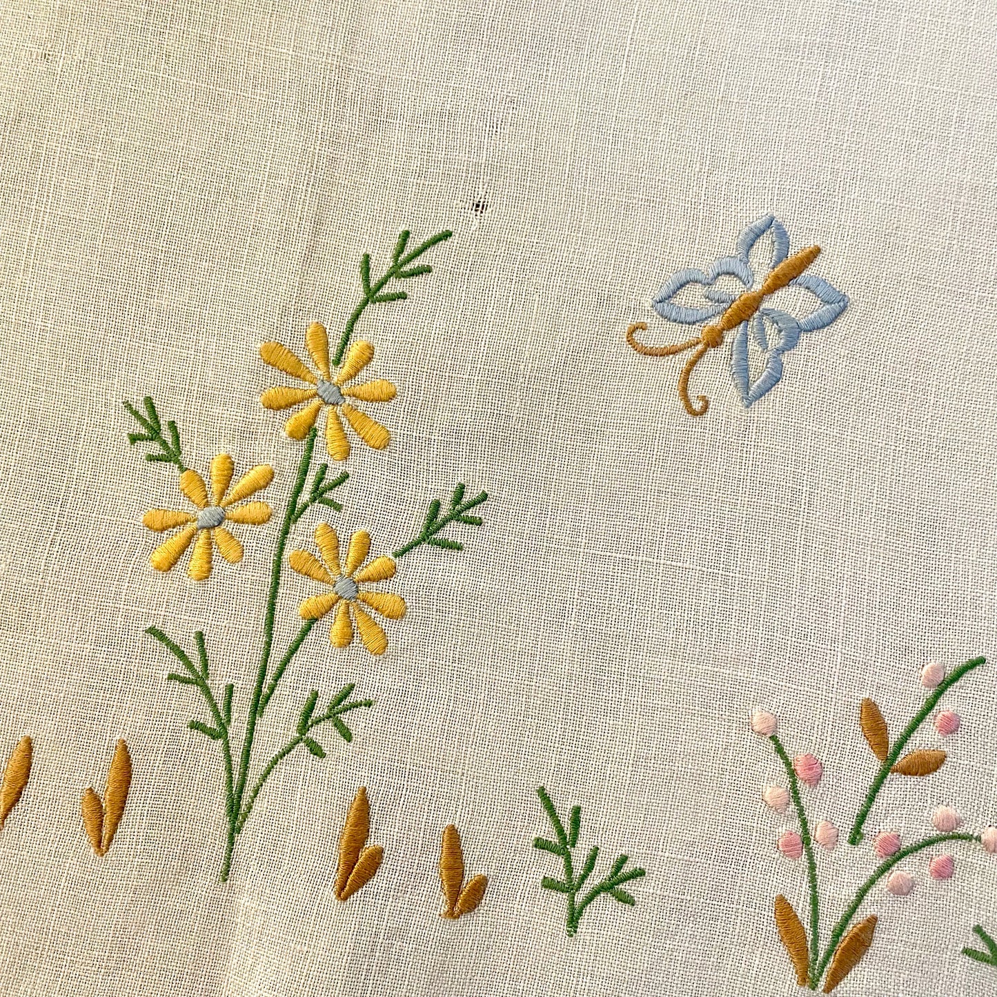 Vintage White Embroidered Cloth with Floral Butterfly Garden Scene- Linen, Haberdashery, Craft, Antique, Embroidered