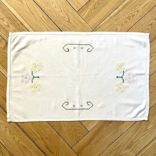 Vintage Rectangular Handmade White Floral Cross Stitch Linen - Linen, Haberdashery, Craft, Antique, Embroidered