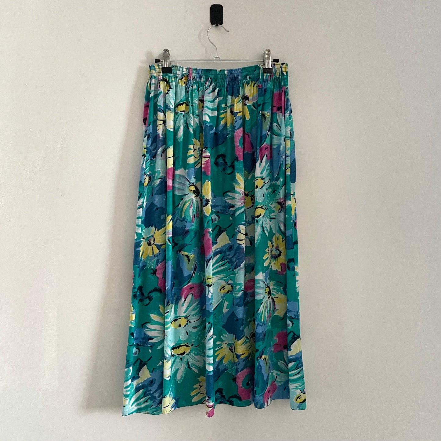 Vintage Turquoise St Michael Multicoloured Elasticated Midi Skirt. Made in the UK