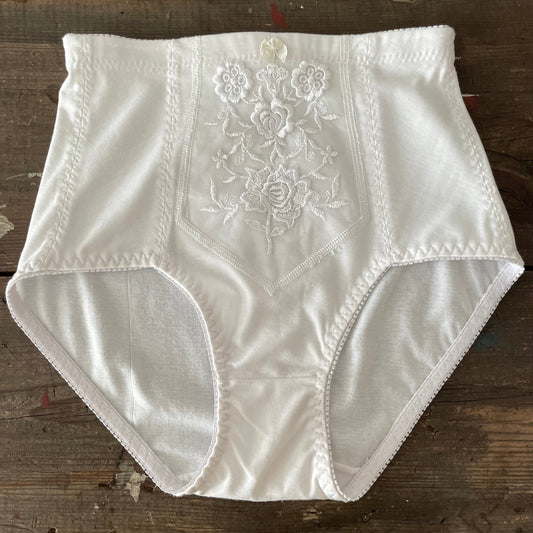 Vintage White High Waisted Floral Embroidered Knickers Hosiery