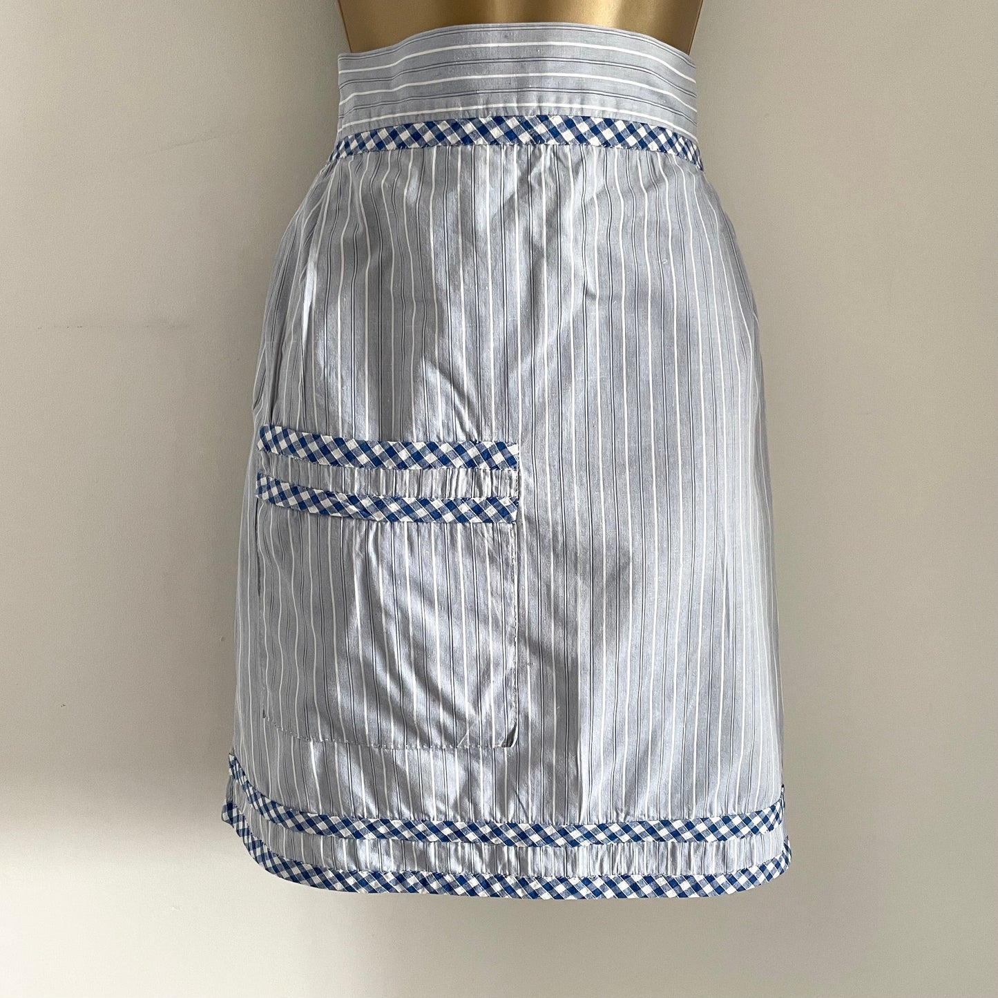 Cotton Apron Stripey. Vintage Blue and White Stripe Half Apron