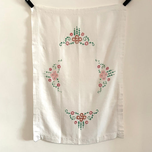 Vintage White Floral Rectangular Embroidered Cotton Tablecloth