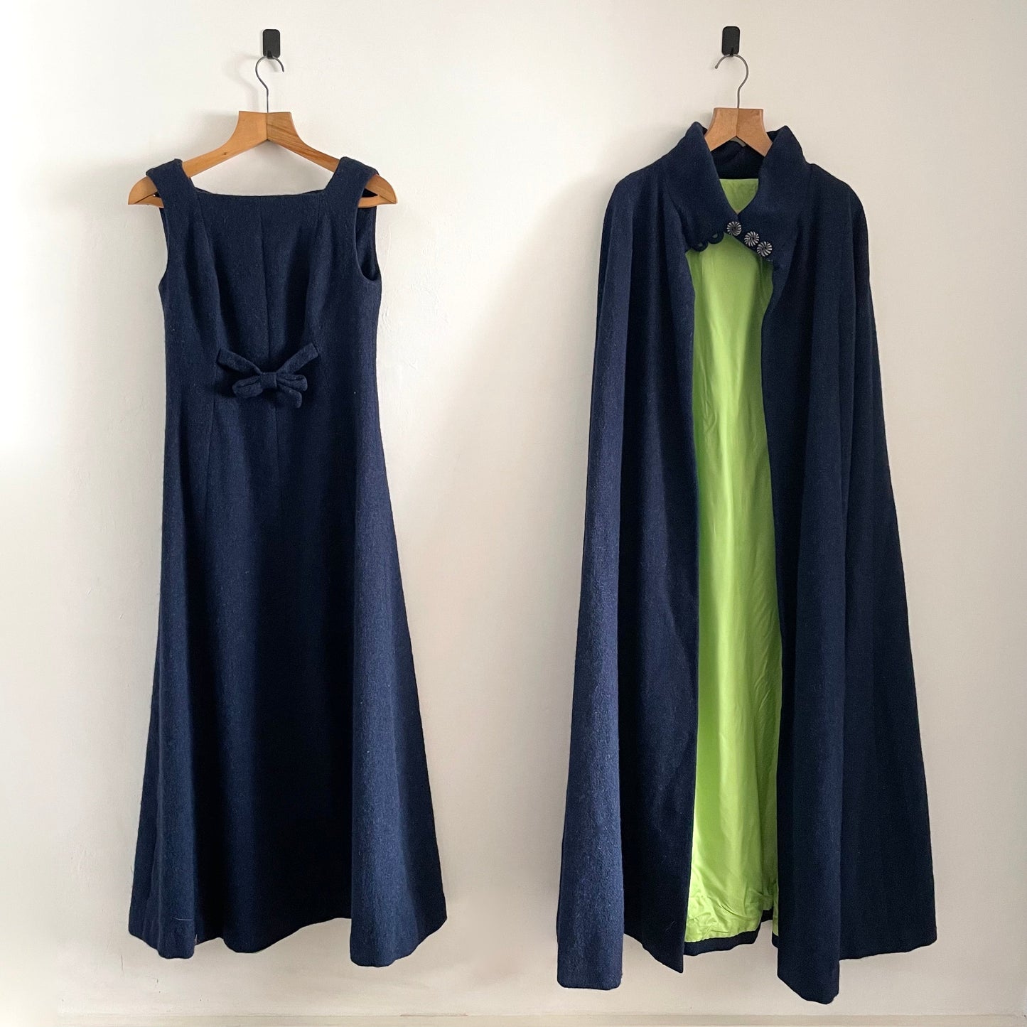 Vintage Handmade 1940s Navy Blue Cape and Dress 100% Wool. Statement Green Lining