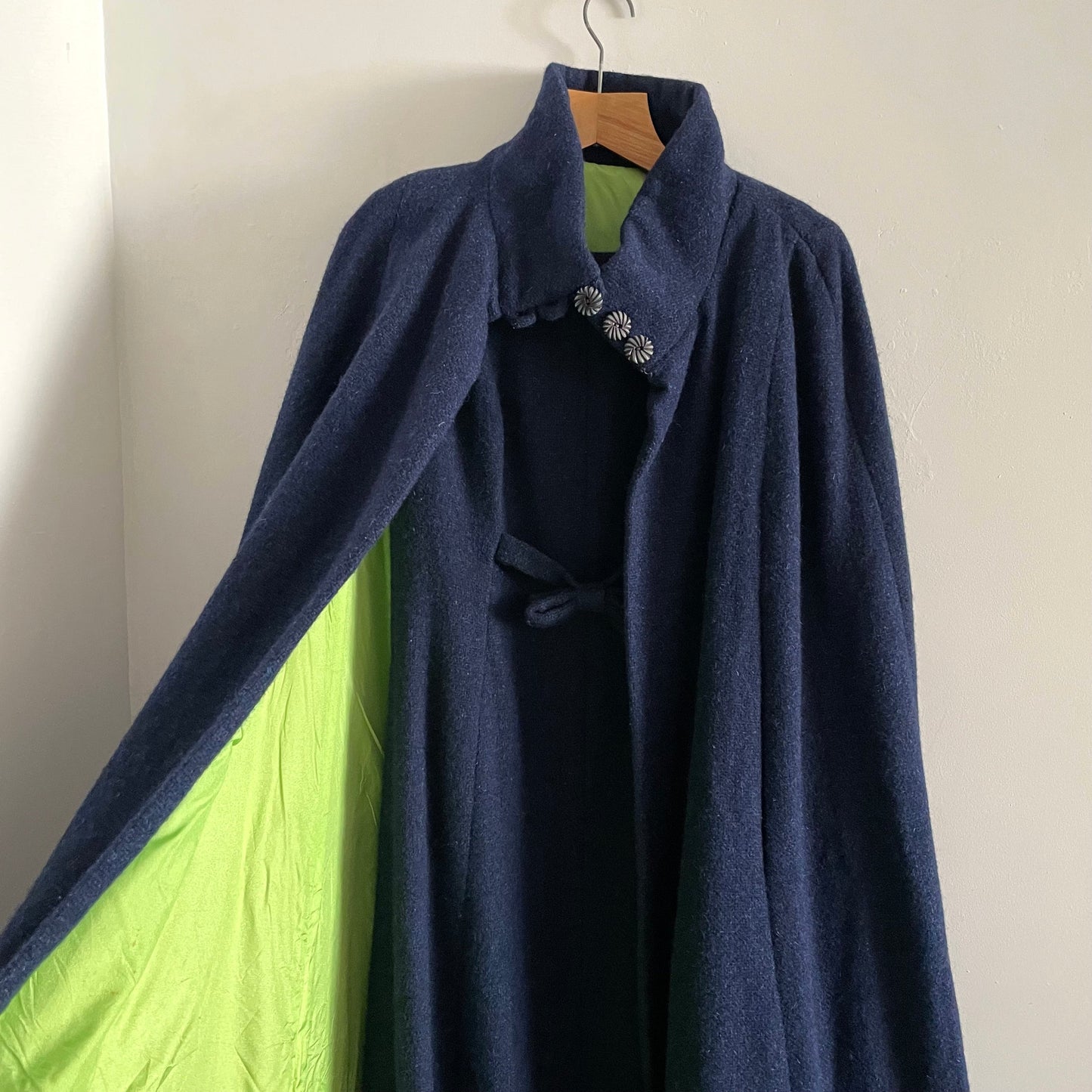 Vintage Handmade 1940s Navy Blue Cape and Dress 100% Wool. Statement Green Lining