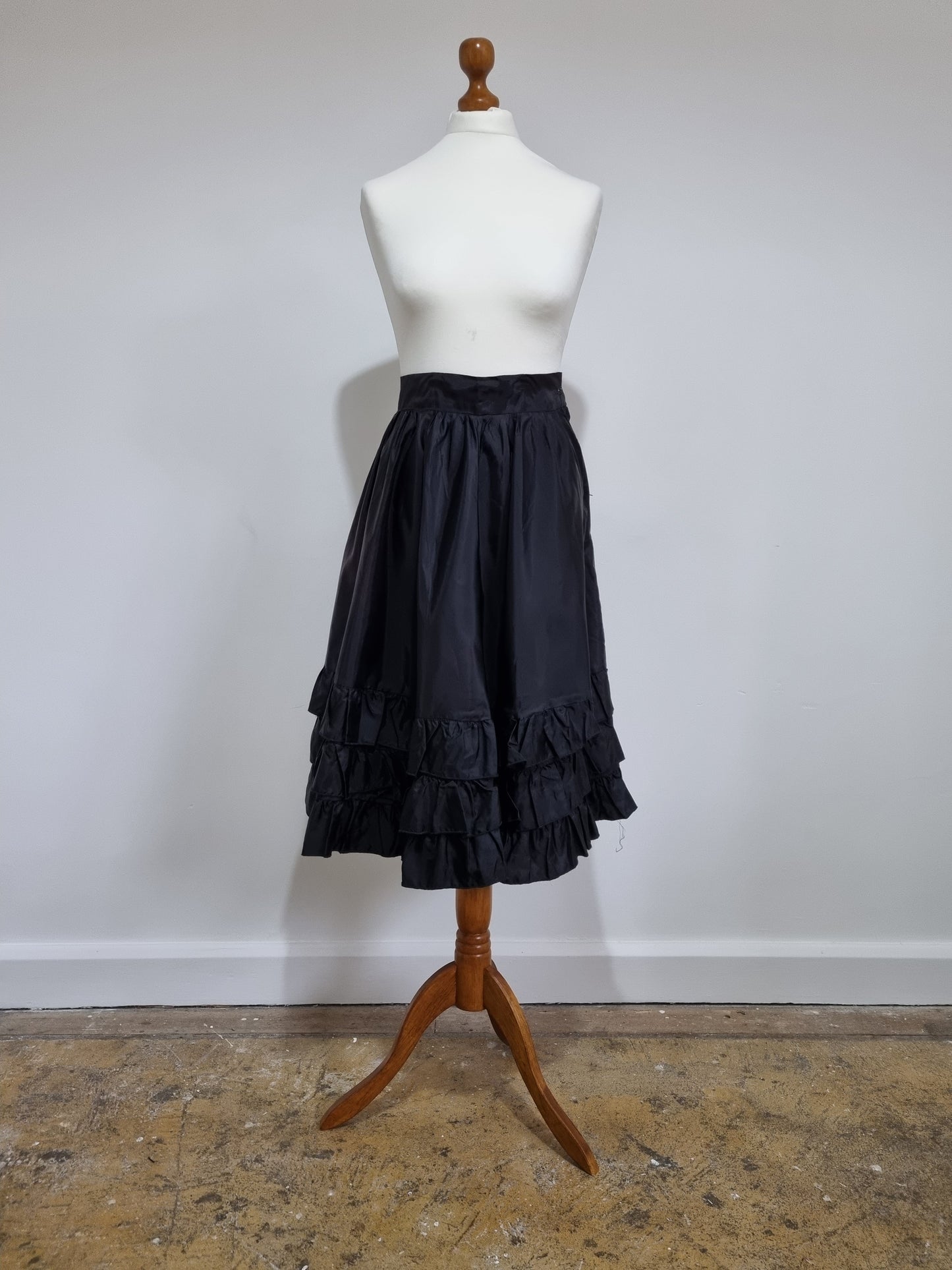 Ariella Designed by Artistes 1970s Skirt