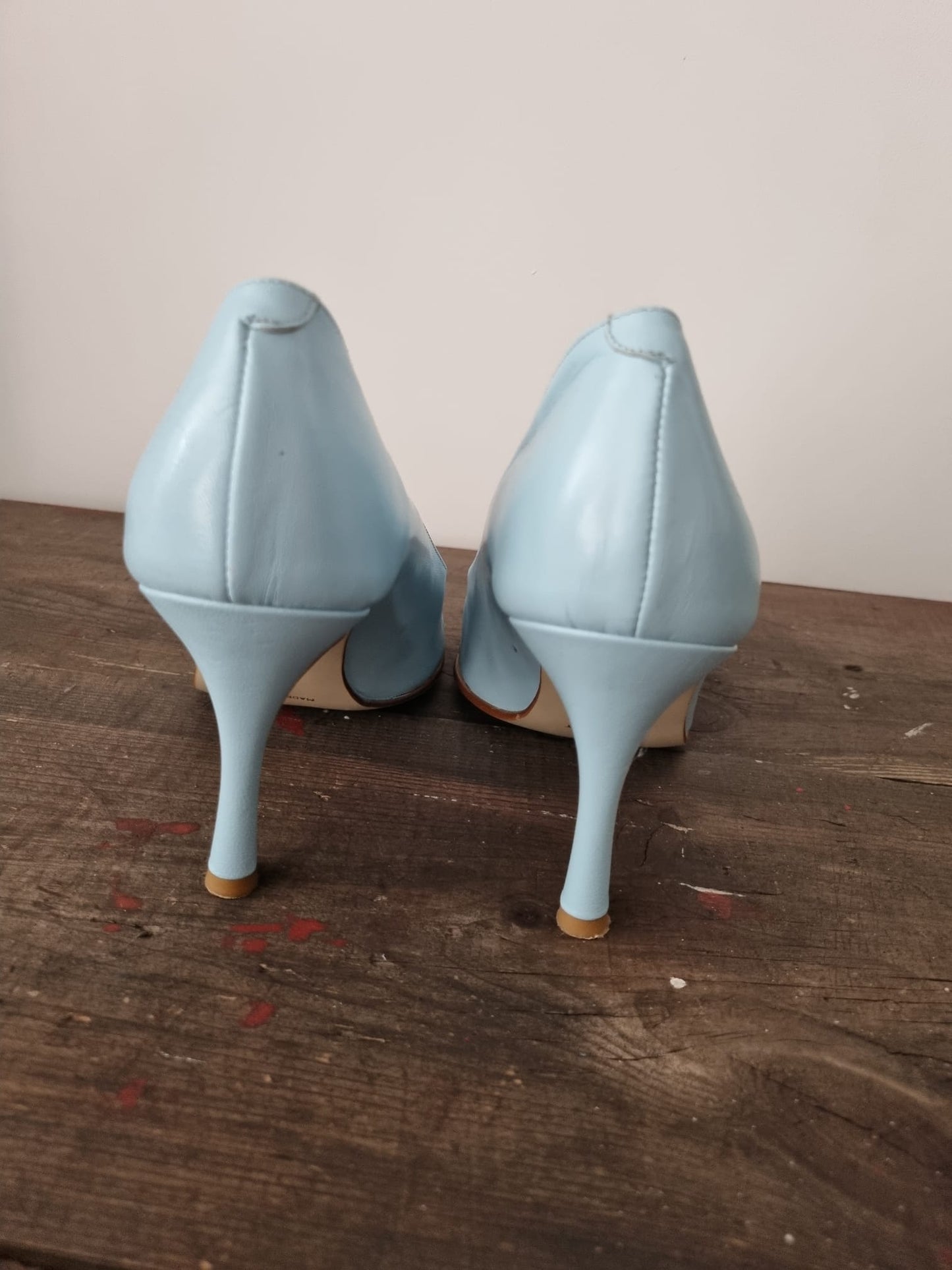 Vintage Carvela Baby Blue Peep Toe Bow Heels. Made in Italy (UK 6)