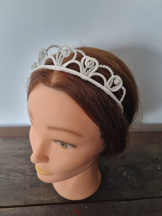 Vintage White Pearl Elegant Bridal Tiara. Wedding, Headband, Crown