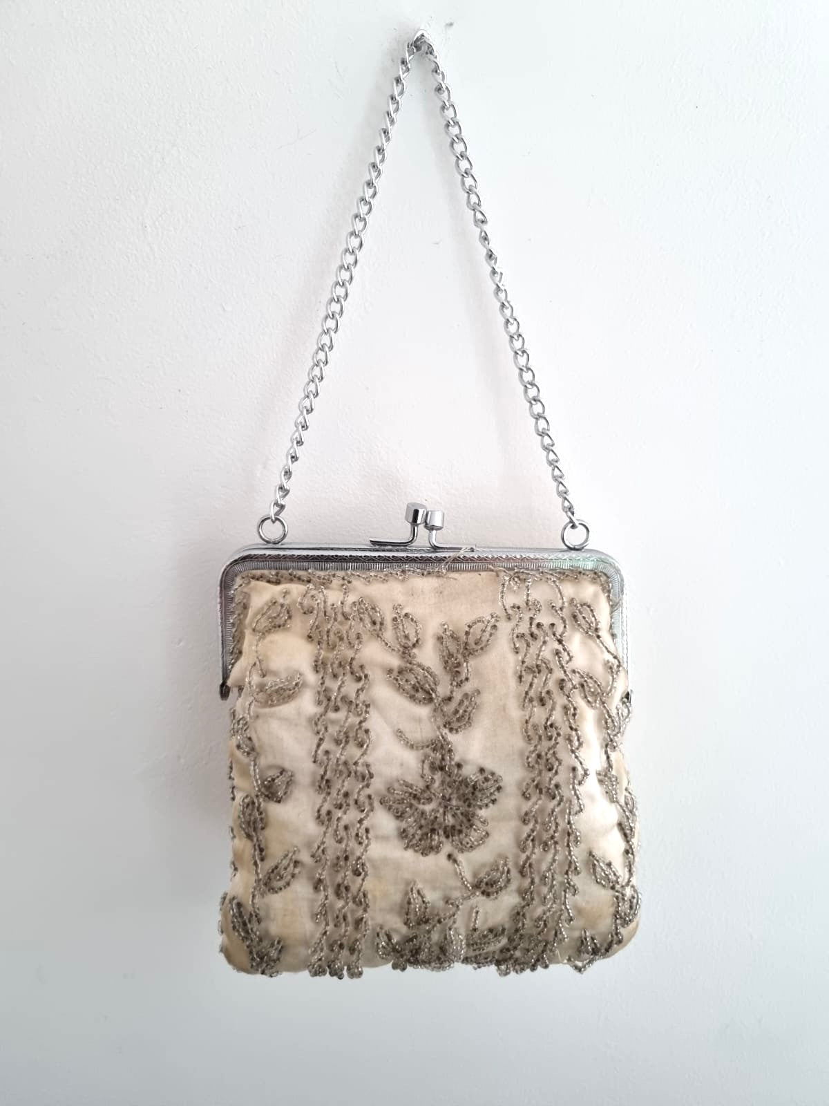 Vintage Silver Beaded Chain Handbag