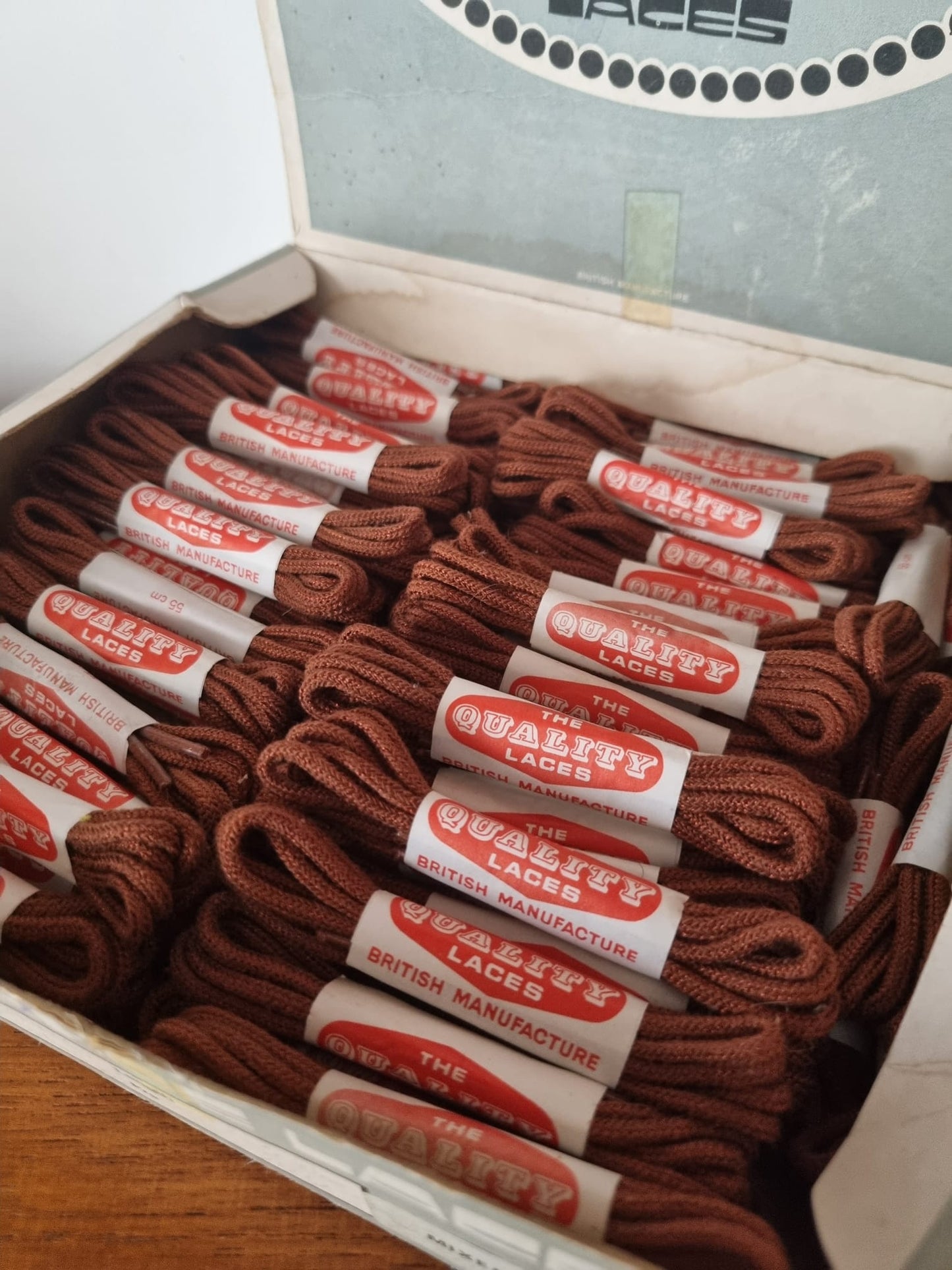 Vintage Brown Shoe Laces (x 71 Pairs) Job Lot in Original Box. The Quality Laces, British Manufacturer